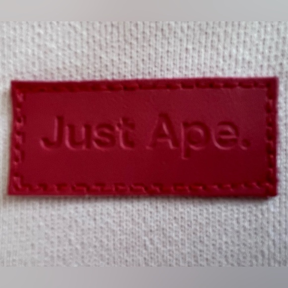 🍌 RARE Just Ape Studios Season 1
"Split" Hoodie - Pink/Red - Limited
Web3 Merch - Picture 14 of 17